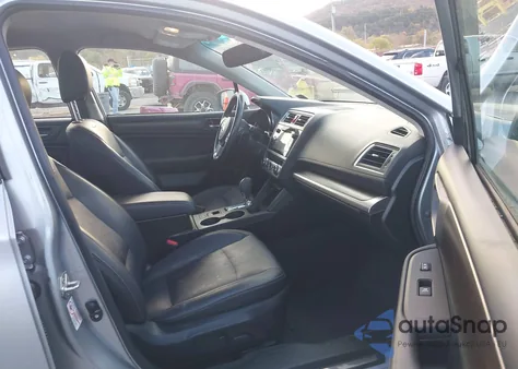 2015 Subaru Legacy 2.5I Limited z USA, uszkodzony, nr VIN 4S3BNAJ61F3010904